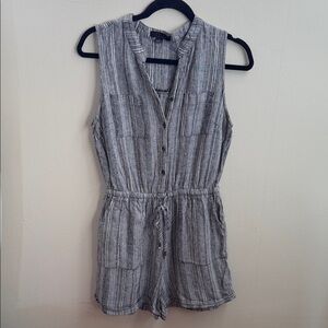 Sleeveless Gray Striped Romper